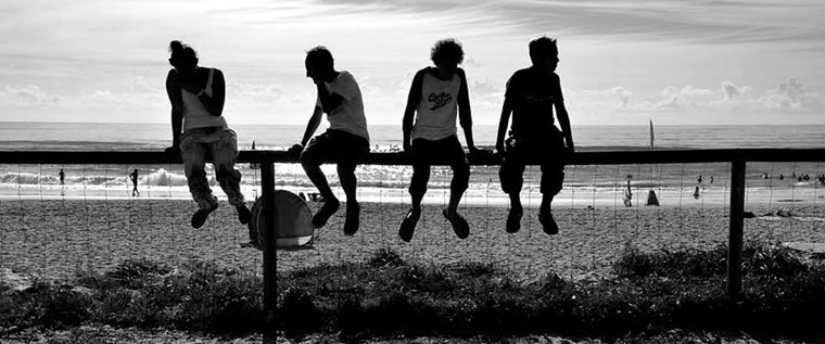 P-About-this-site-banner-B&W-fence-sitters